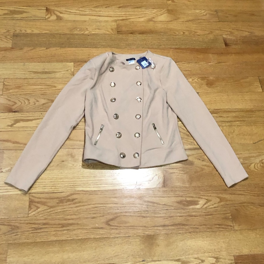UK2LA Beige Double-Breasted Blazer (Free Mystery Clothes)